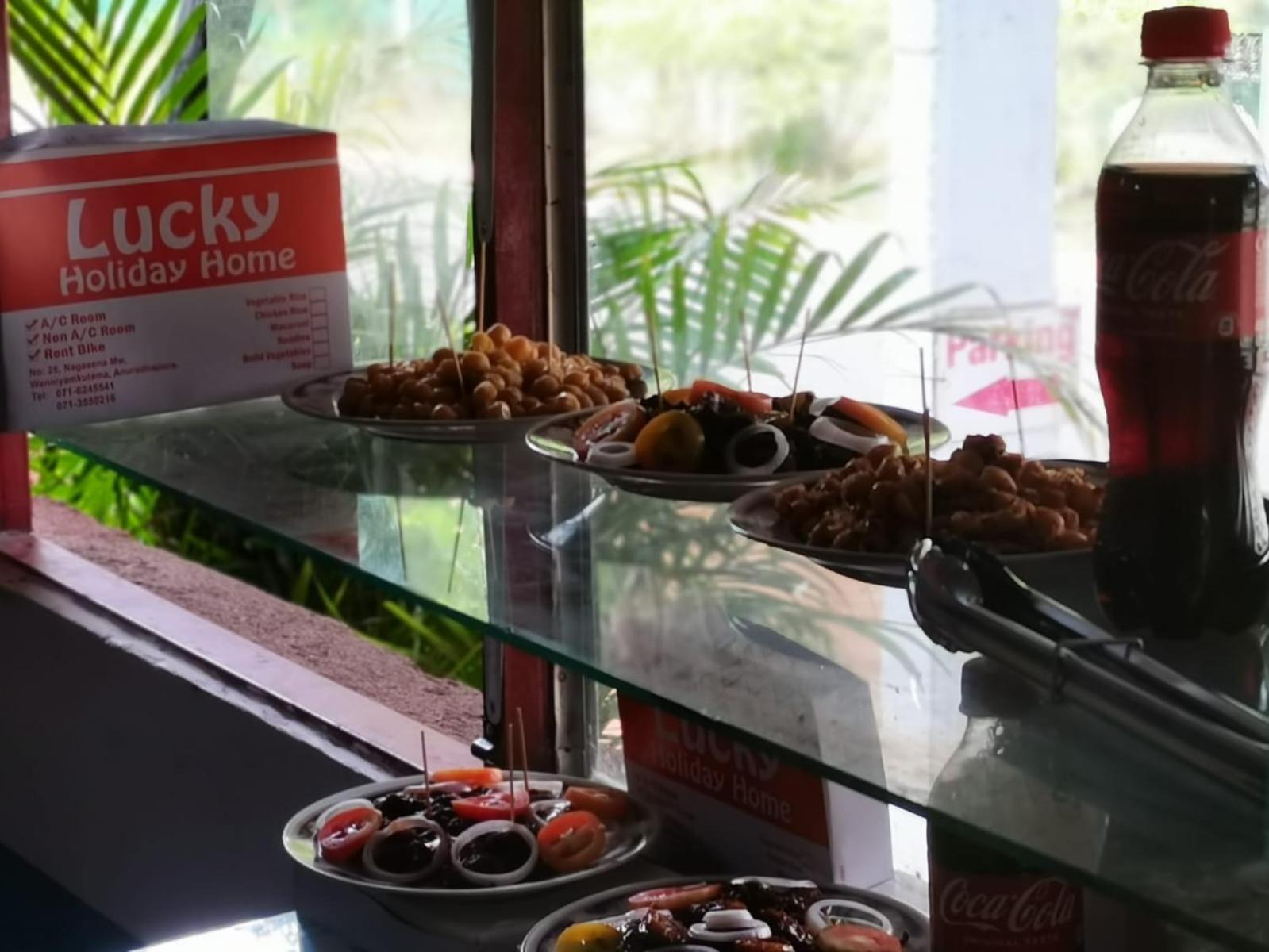 Lucky Holiday Home 아누라다푸라 외부 사진